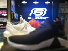 -SKECHERS 斯凯奇(上海国际时尚中心店)