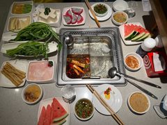 -海底捞大排档火锅(悦荟广场店)