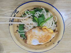 -张记奔吃小面