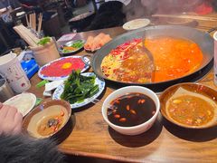 -萍姐火锅·公路夜市(武汉首店)