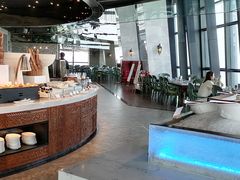 -锦厨国际自助餐厅 · 云端景观 (昆明索菲特大酒店)