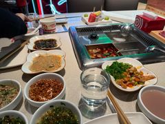 -海底捞火锅鲜切牛肉主题店(长寿路店)