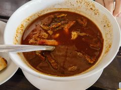 -Green Tree Rest. & Pub