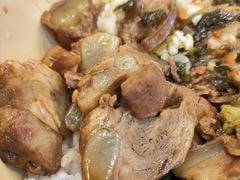 猪软骨剁椒拌饭-流浪地图剁椒卤汁拌饭(未来城购物广场店)