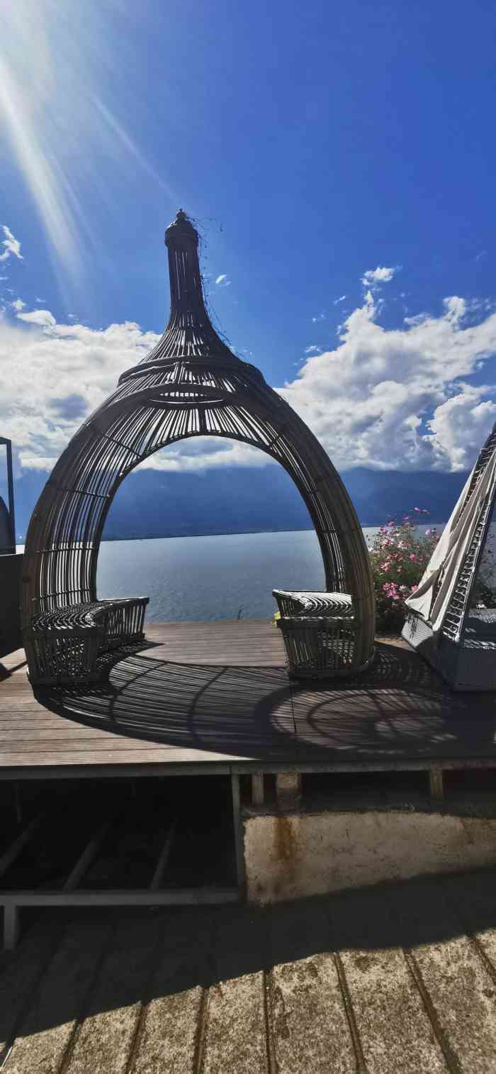 大理真美洱海悬崖酒店·海景网红餐厅