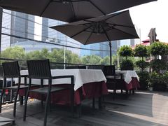 露天位-小河盐帮·私家菜·烤鸭(三元桥·霄云路店)