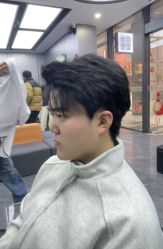 -米可造型烫发染发