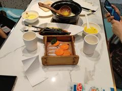 -花少爷·鲜虾干贝粥(延安万达店)