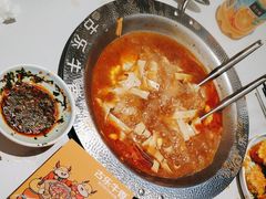 -古乐牛香•鲜牛肉牛杂火锅(系马桩总店)