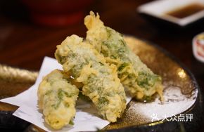 Perilla Shrimp Roll Tempura