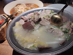 -蜜桃餐厅·伴山(湖滨商业街店)