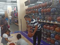 -迪卡侬(西华店)