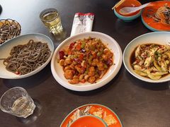 -川流不息·地道川菜·小龙虾(松东路店)