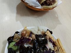 -闫家驴肉老店(华电一校店)