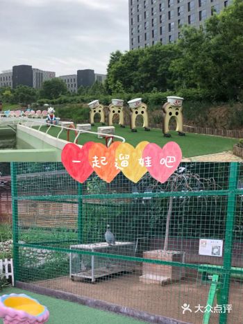 夏天真的是​一个出行旅游的好季节，各位大朋友要带小朋