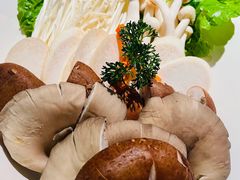 -左庭右院鲜牛肉火锅(新梅广场店)