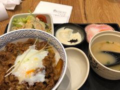 -牛気·越光米牛肉饭(水游城店)
