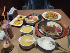 -戈尔登酒店·满堂彩咖啡厅