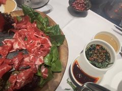-红鼎豆捞· 20年老店每天都新鲜(宝丰路店)