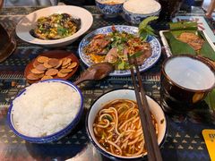 -蜗牛小馆醉乡民谣云南菜(惠新西里店)