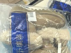 -布瑞琳洗衣(西堤红山店)