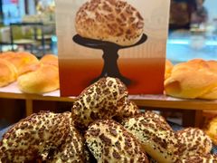 -Caidie Bakery采蝶轩(百越店)