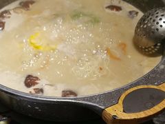 -煲宫猪肚鸡(昆山金鹰国际购物中心店)