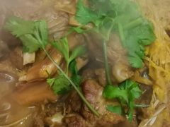-闯关东东北农家菜(崂山石老人店)