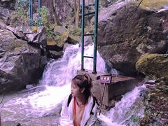 -藏龙百瀑风景区