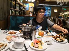 -领鲜活海鲜榴莲自助火锅(东门店)