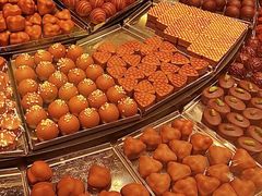 -Laderach 莱德拉(上海环贸iapm店)