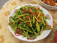 藜蒿炒腊肉-老三样·旧食新味(船山路店)