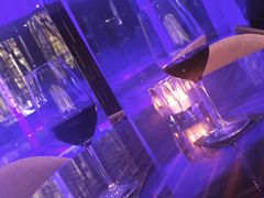-OZONE 顶楼酒吧(香港丽思卡尔顿酒店)