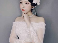 -群丽化妆摄影美甲纹绣培训学校