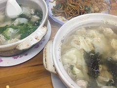 -小许三鲜砂锅馄饨店(家多乐烟酒店)