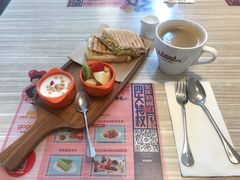 -必胜客(绿地新都会店)