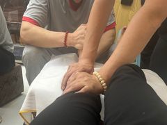 -郑远元专业修脚房(乐山通江街店)