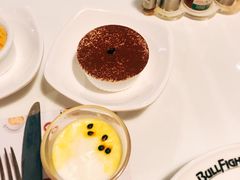 -爱丽丝牛排西餐厅(光谷步行街店)