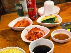 -喇喇排骨火锅·传统韩式脊骨汤(望京西园总店)