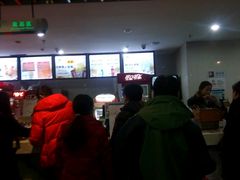 -天幕新彩云国际影城(激光巨幕店)