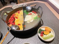 -三出山火锅(南京万象天地店)
