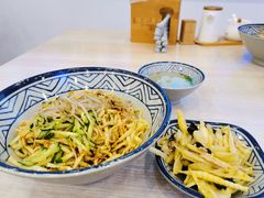 -朱洪元苏式面馆(绿宝广场店)