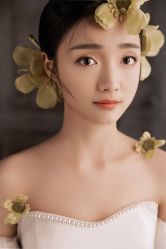 点击看大图 -挪娅婚纱摄影皇家会所