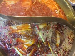 -沸炉重庆老火锅(军事博物馆店)