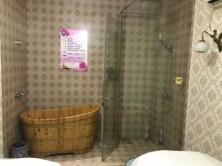 -周怡玲美容美体SPA