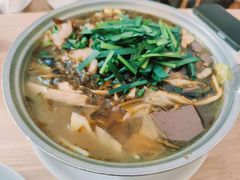 -铁锅哥米线