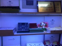 -成都苗方清颜专业祛痘