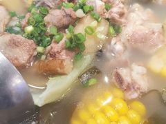 -杨肥肠火锅大排档(火车站花园店)