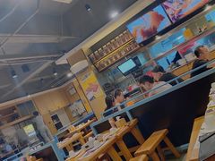 大堂-木屋烧烤(万德庄店)