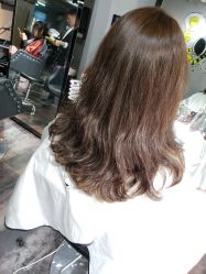 -茶发Salon·烫发染发理发